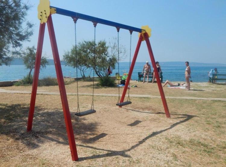 Apartments Toni With Free Parking Kastela Exterior photo