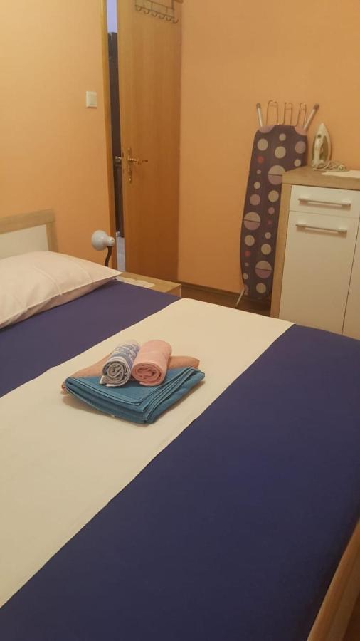 Apartments Toni With Free Parking Kastela Exterior photo