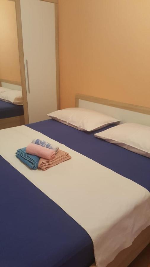 Apartments Toni With Free Parking Kastela Exterior photo