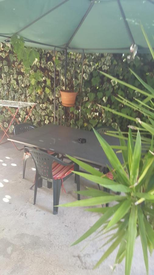 Apartments Toni With Free Parking Kastela Exterior photo
