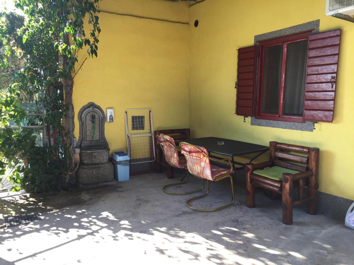 Apartments Toni With Free Parking Kastela Exterior photo