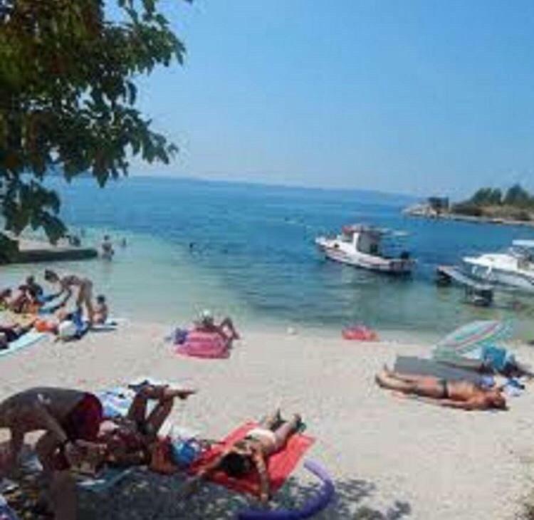 Apartments Toni With Free Parking Kastela Exterior photo