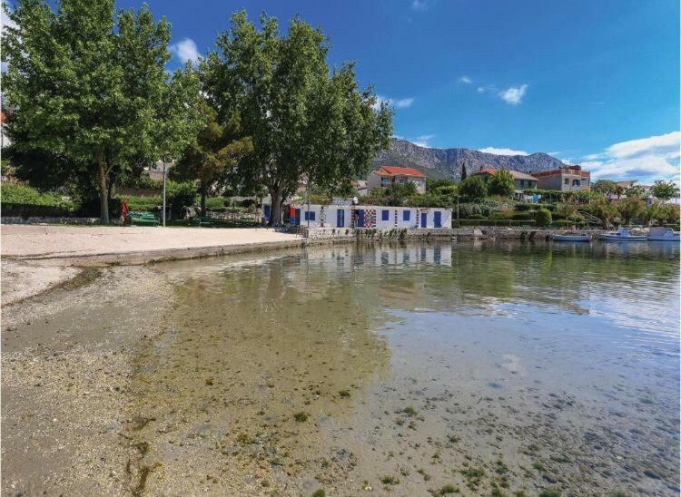Apartments Toni With Free Parking Kastela Exterior photo