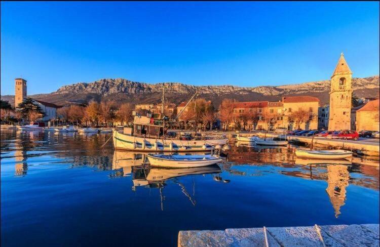 Apartments Toni With Free Parking Kastela Exterior photo