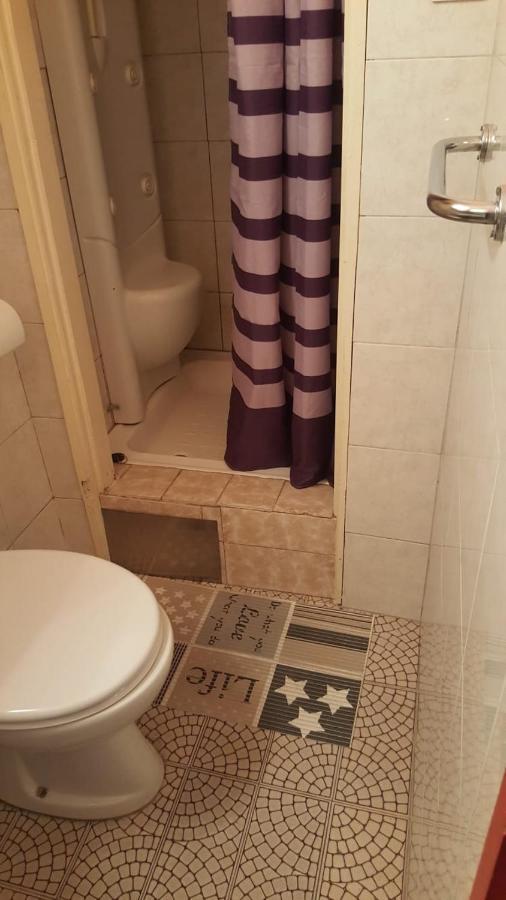 Apartments Toni With Free Parking Kastela Exterior photo